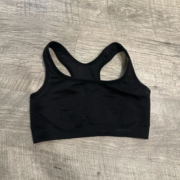 Patagonia racerback sports bras (3) size XS - Picture 2 of 7